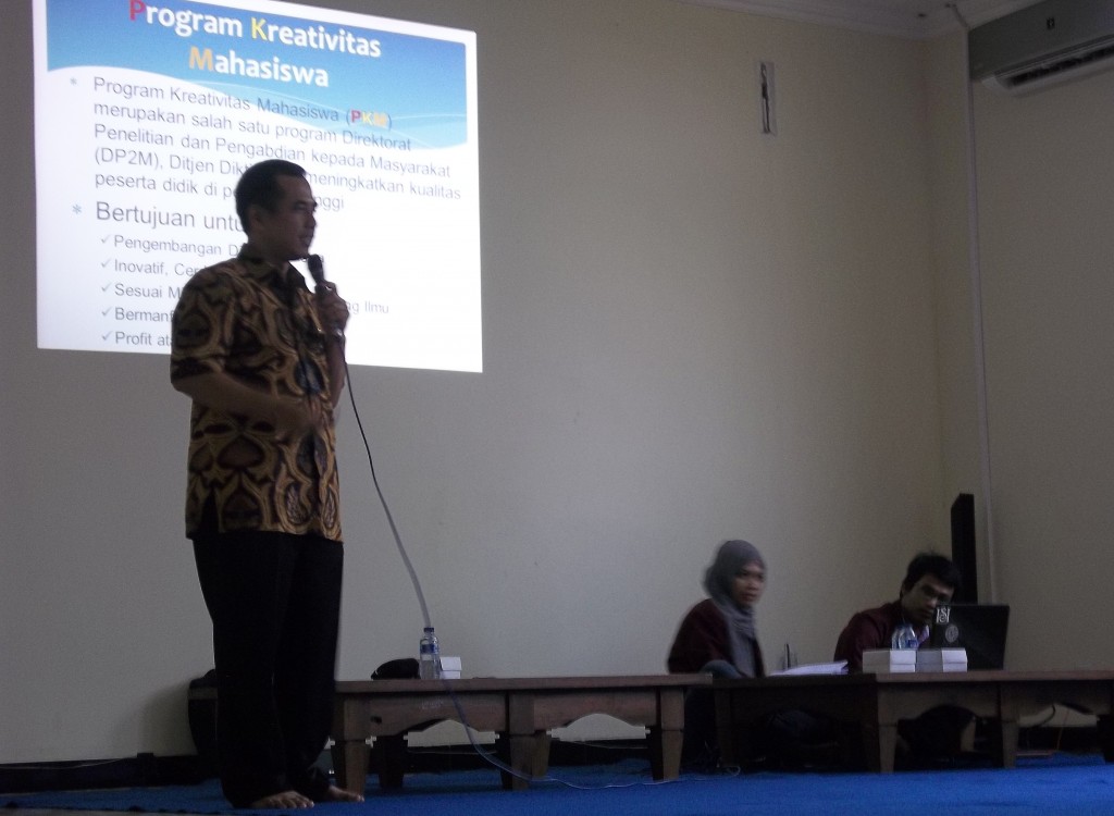 isi-surakarta-seminar kreatif mahasiswa-2