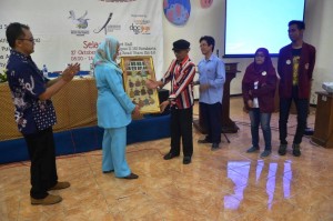 isi-surakarta-orasi kriyativitas-2