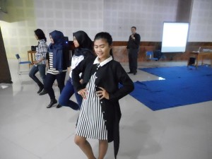 prodi batik fsrd isi surakarta fashion show-a